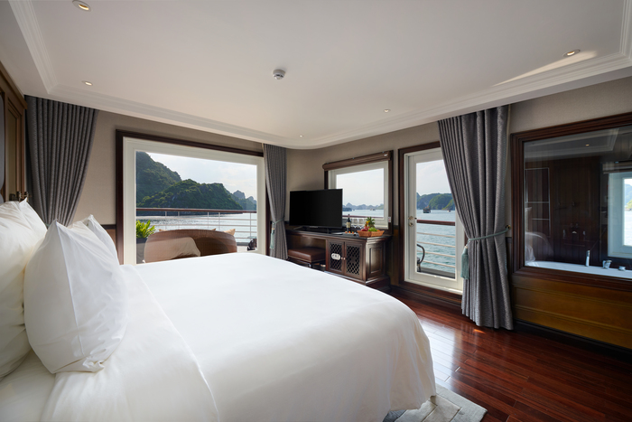 Captain's View Grand Suite